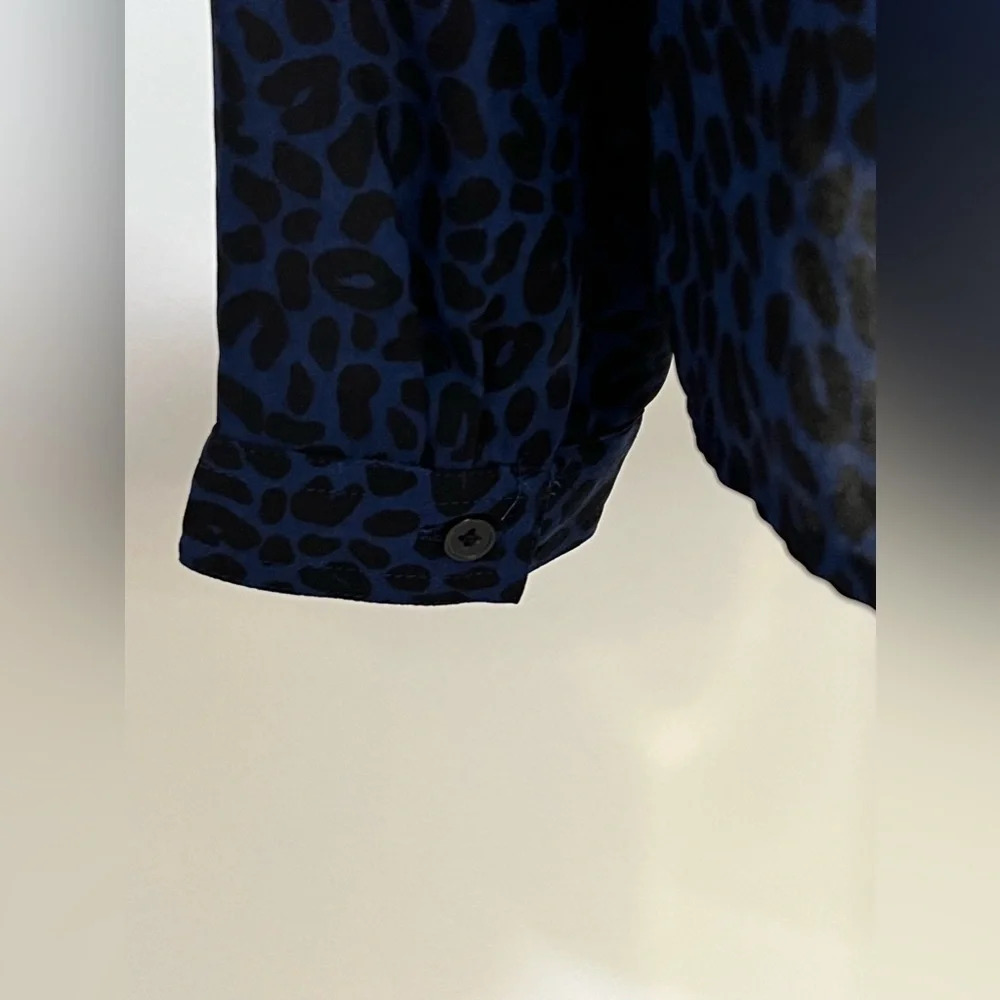 ANN TAYLOR LOFT Sheer Leopard Print Button Up Blouse Top Size Small - Picture 6 of 9